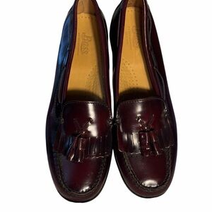 Vintage 90’s Bass Weejuns Jackie Tasseled Loafer